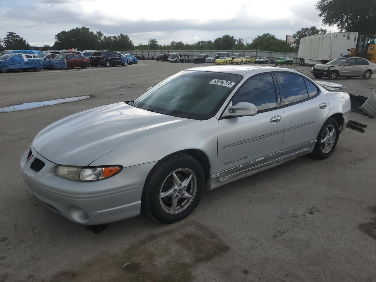 PONTIAC GRAND PRIX 2002