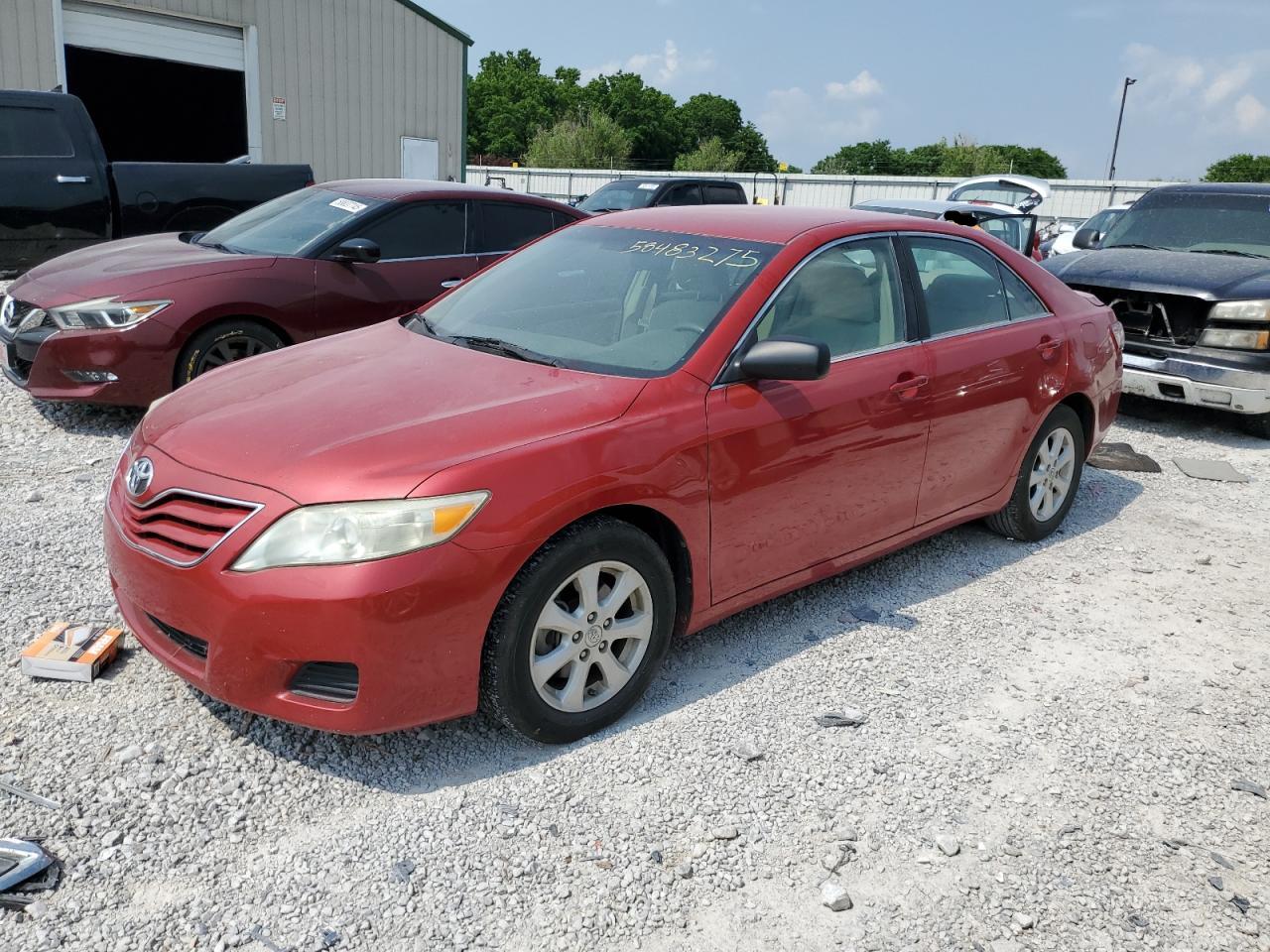 TOYOTA CAMRY BASE 2010