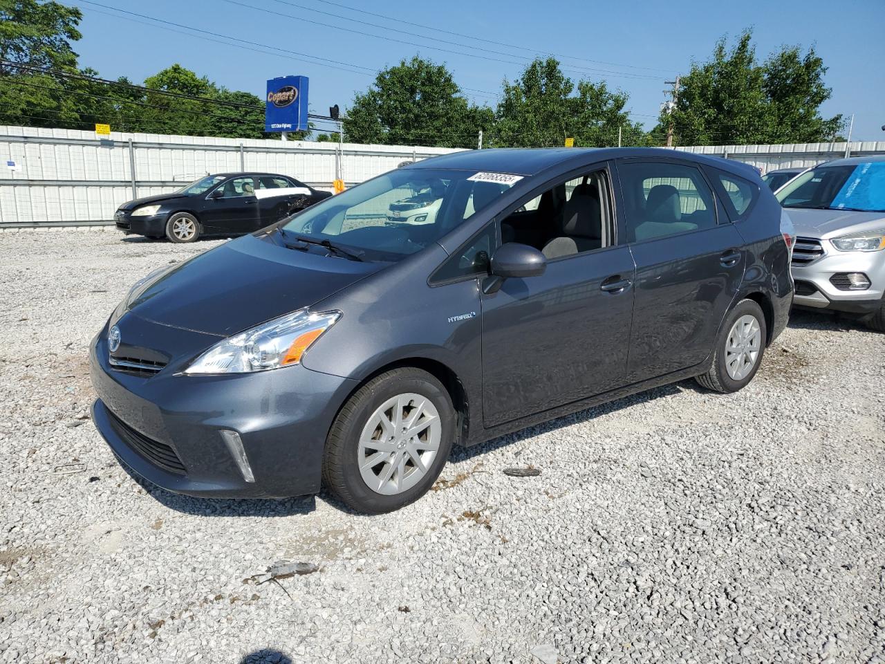 TOYOTA PRIUS V 2012