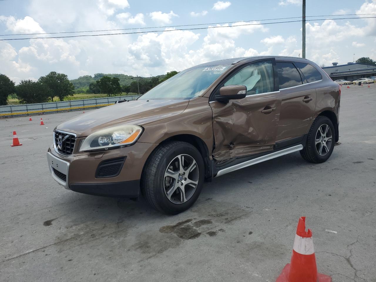 VOLVO XC60 T6 2013