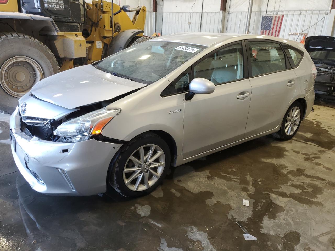 TOYOTA PRIUS V 2013