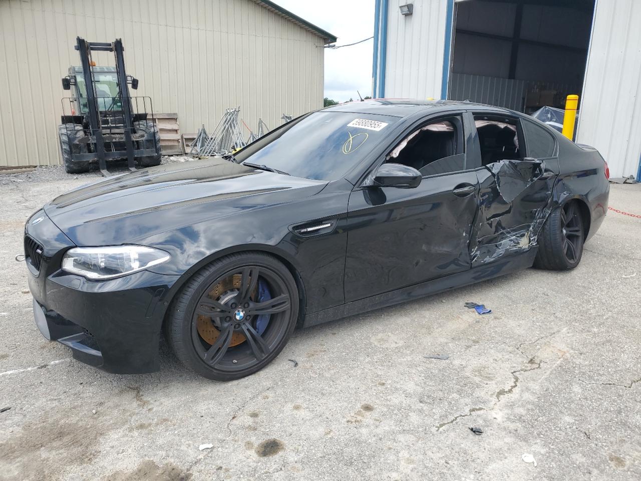 BMW M5 2016