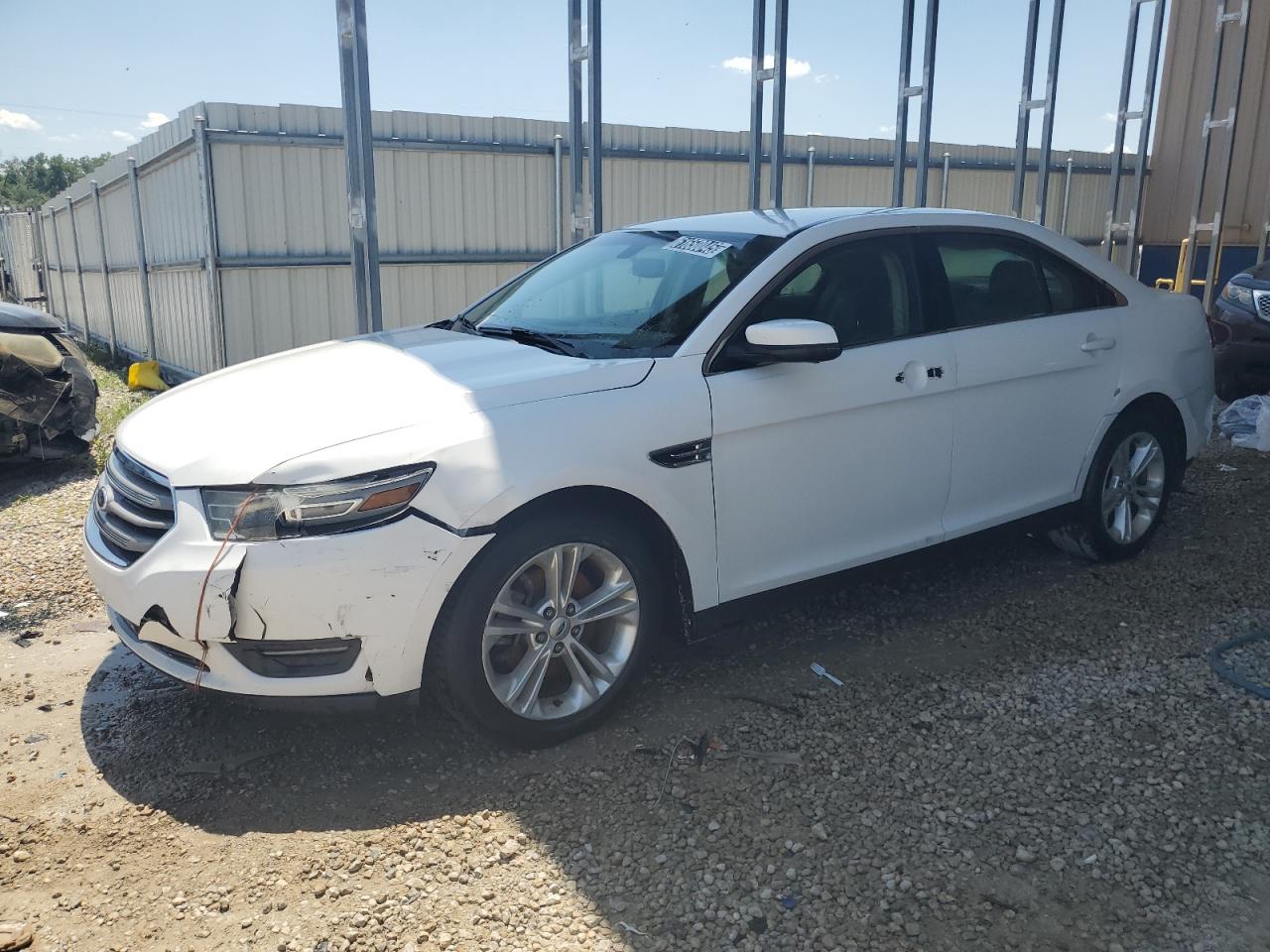 FORD TAURUS SEL 2014