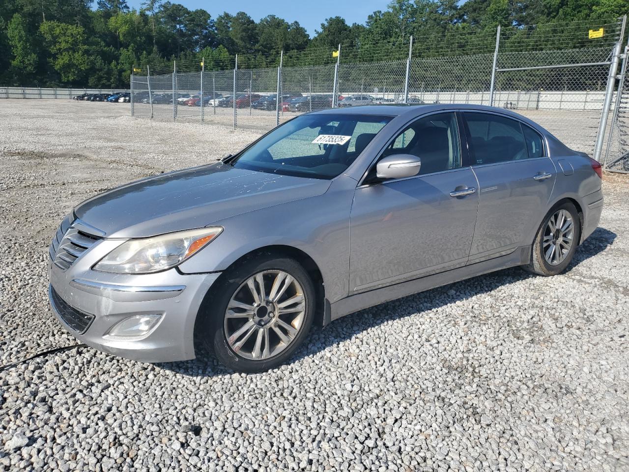 HYUNDAI GENESIS 3. 2013