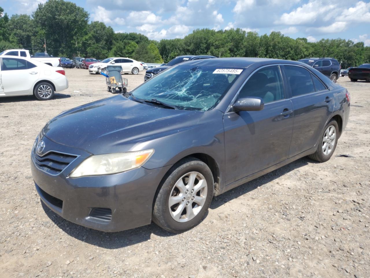 TOYOTA CAMRY BASE 2011