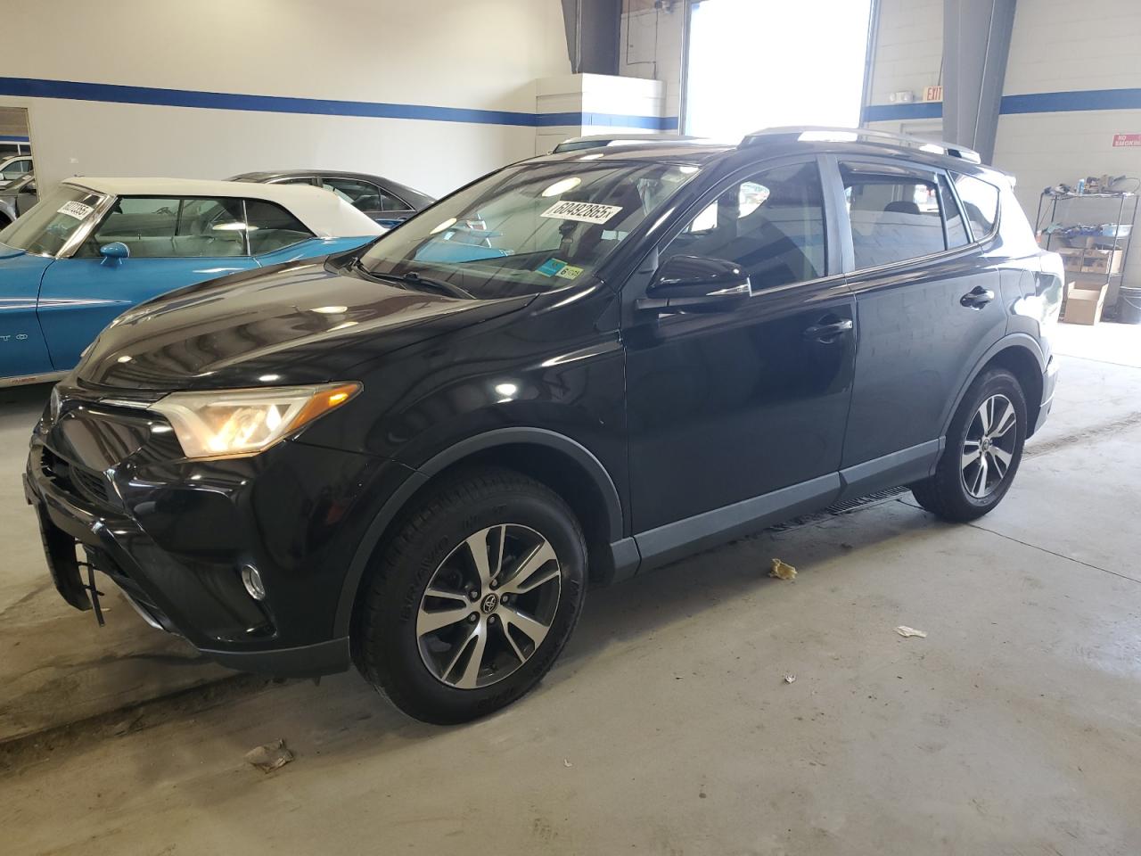 TOYOTA RAV4 XLE 2017