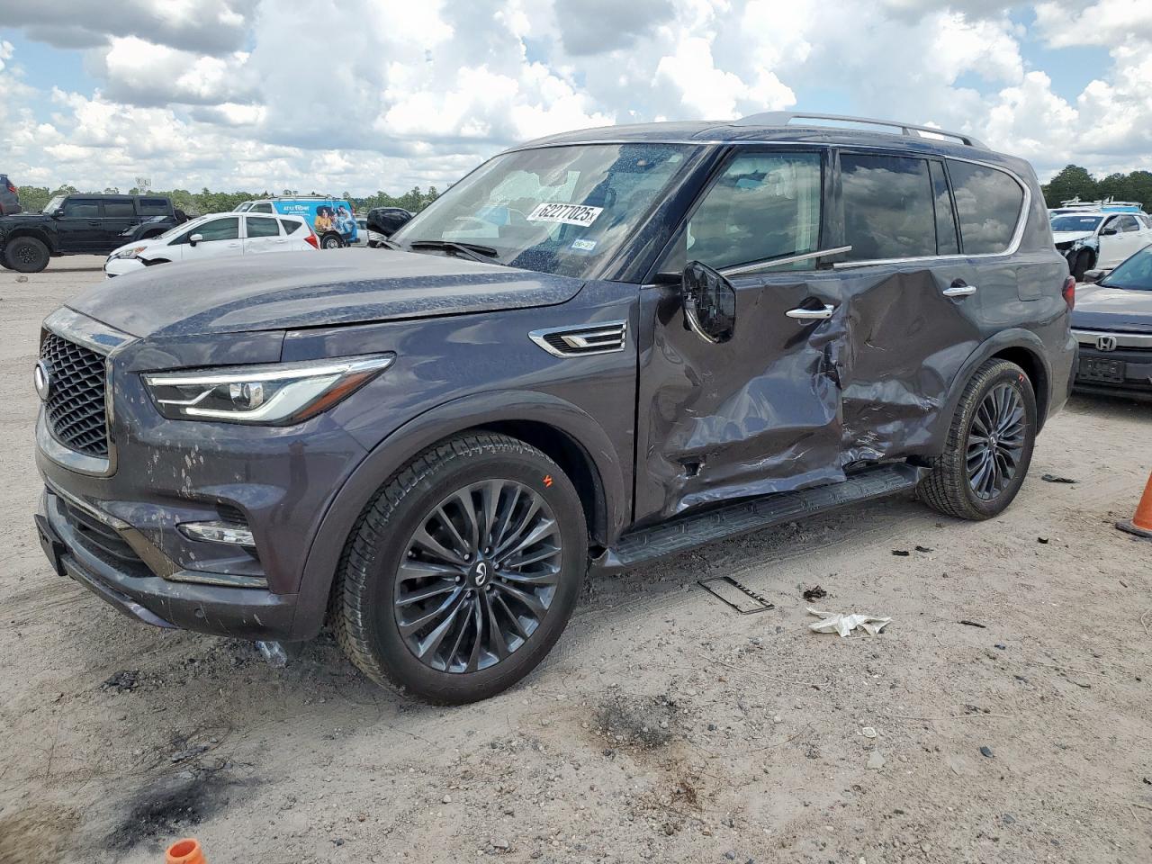 INFINITI QX80 LUXE 2023
