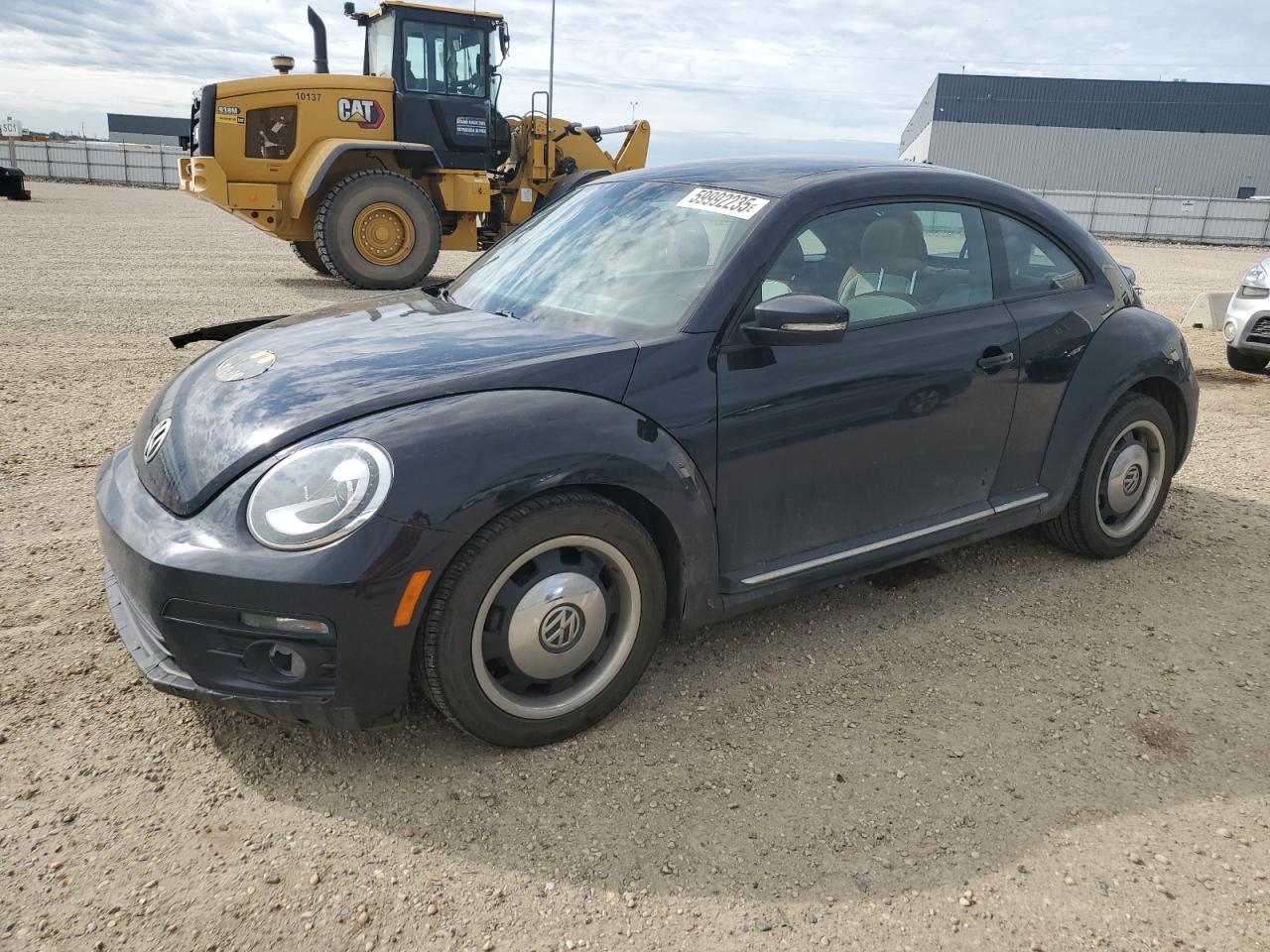 VOLKSWAGEN BEETLE SE 2017