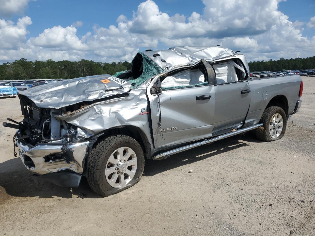 RAM 2500 BIG HORN 2023