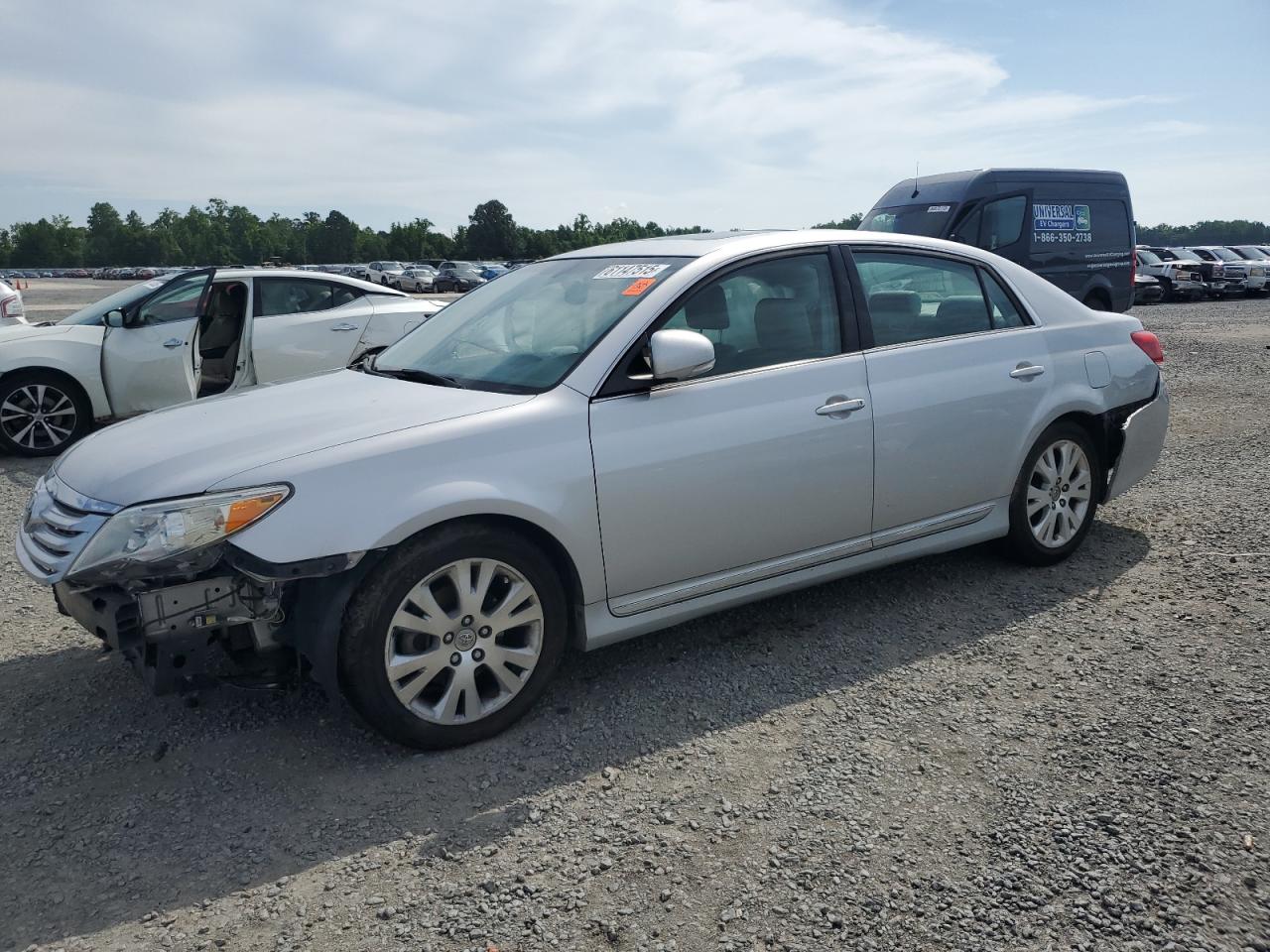 TOYOTA AVALON BAS 2011