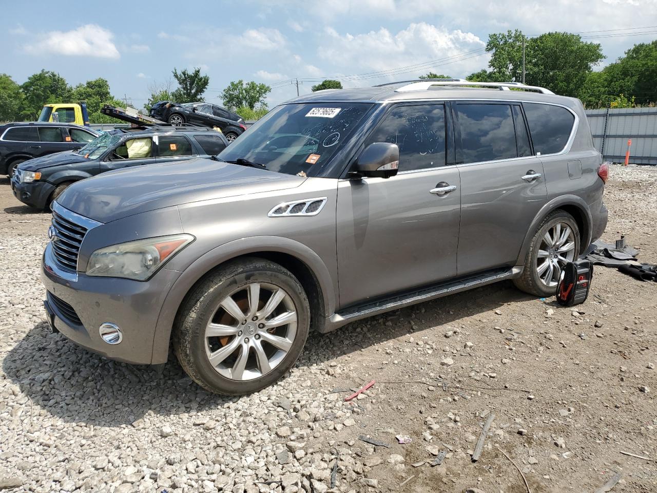 INFINITI QX56 2013