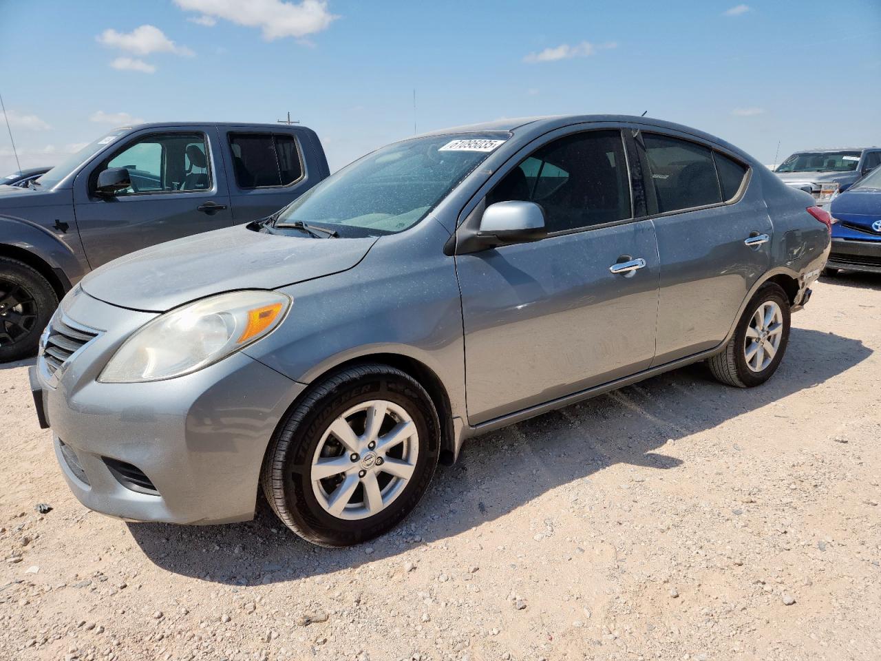 NISSAN VERSA S 2014