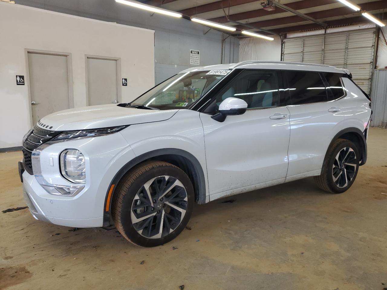 MITSUBISHI OUTLANDER 2024