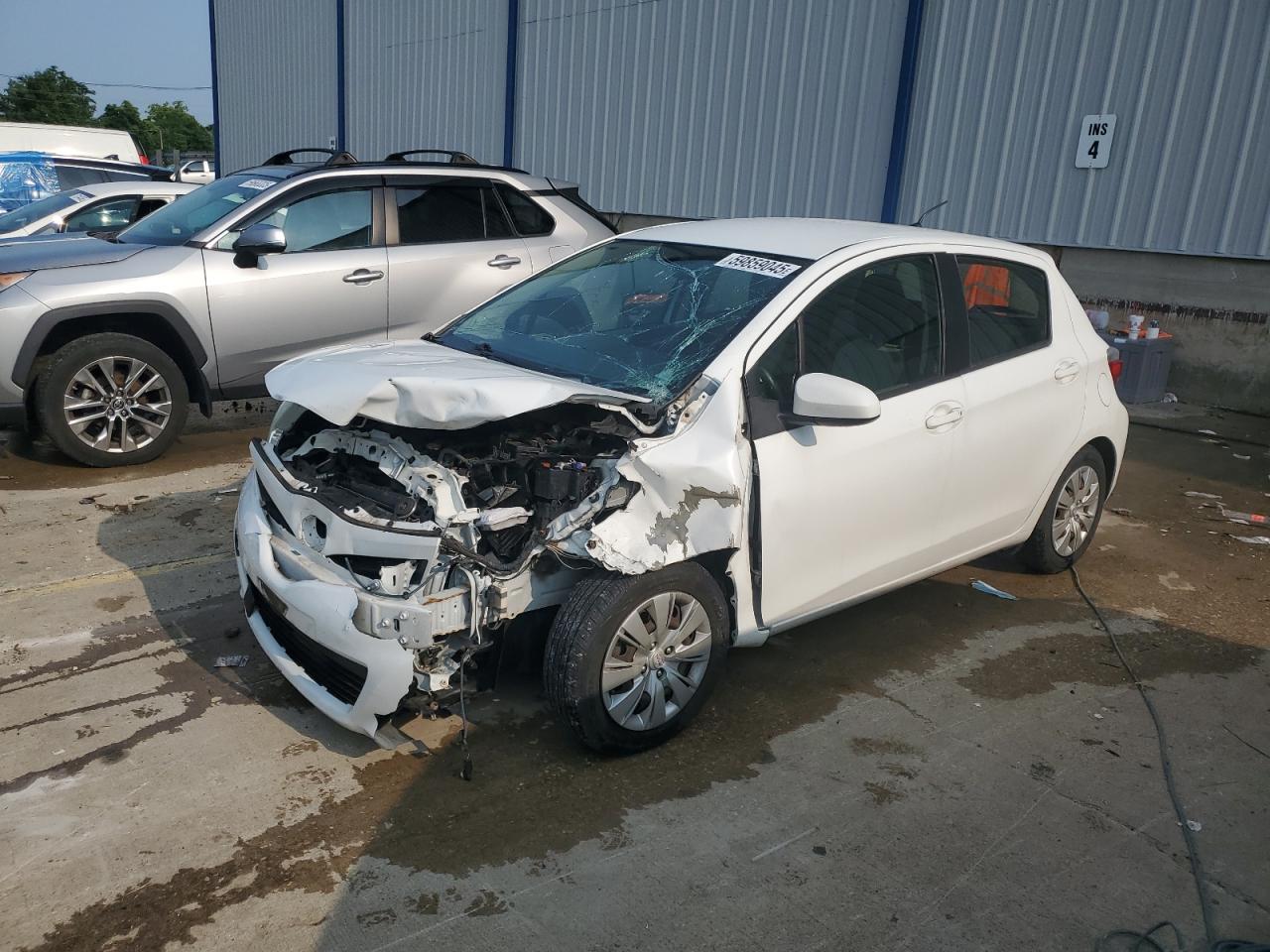 TOYOTA YARIS 2012