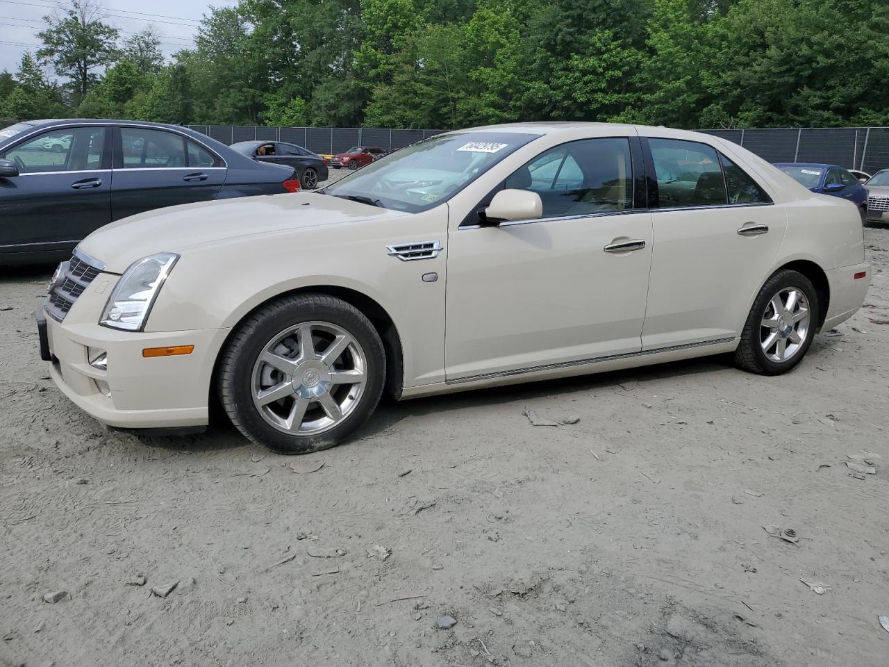CADILLAC STS LUXURY 2011