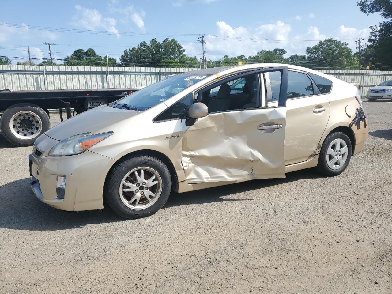 TOYOTA PRIUS 2011