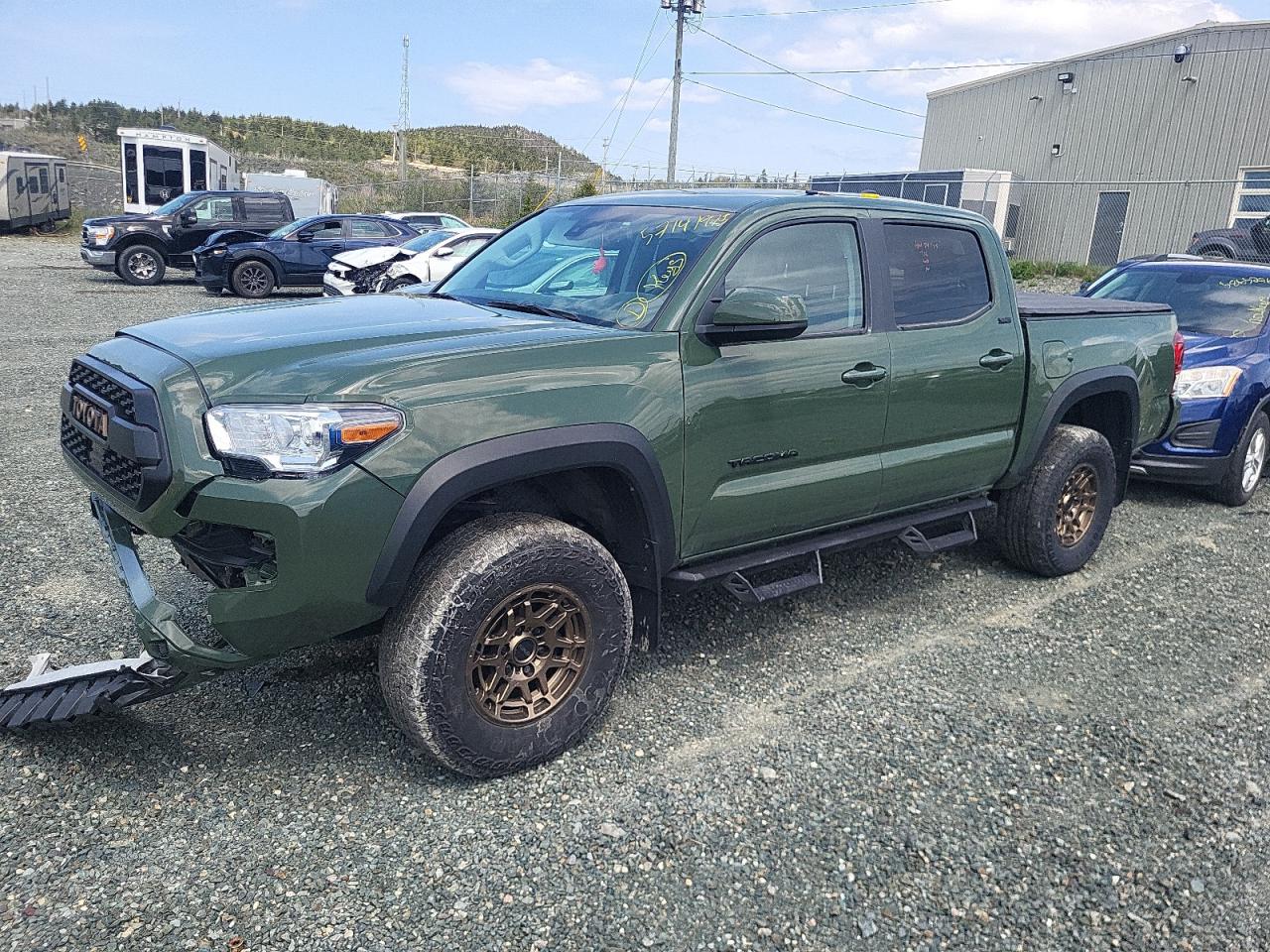 TOYOTA TACOMA DOU 2022