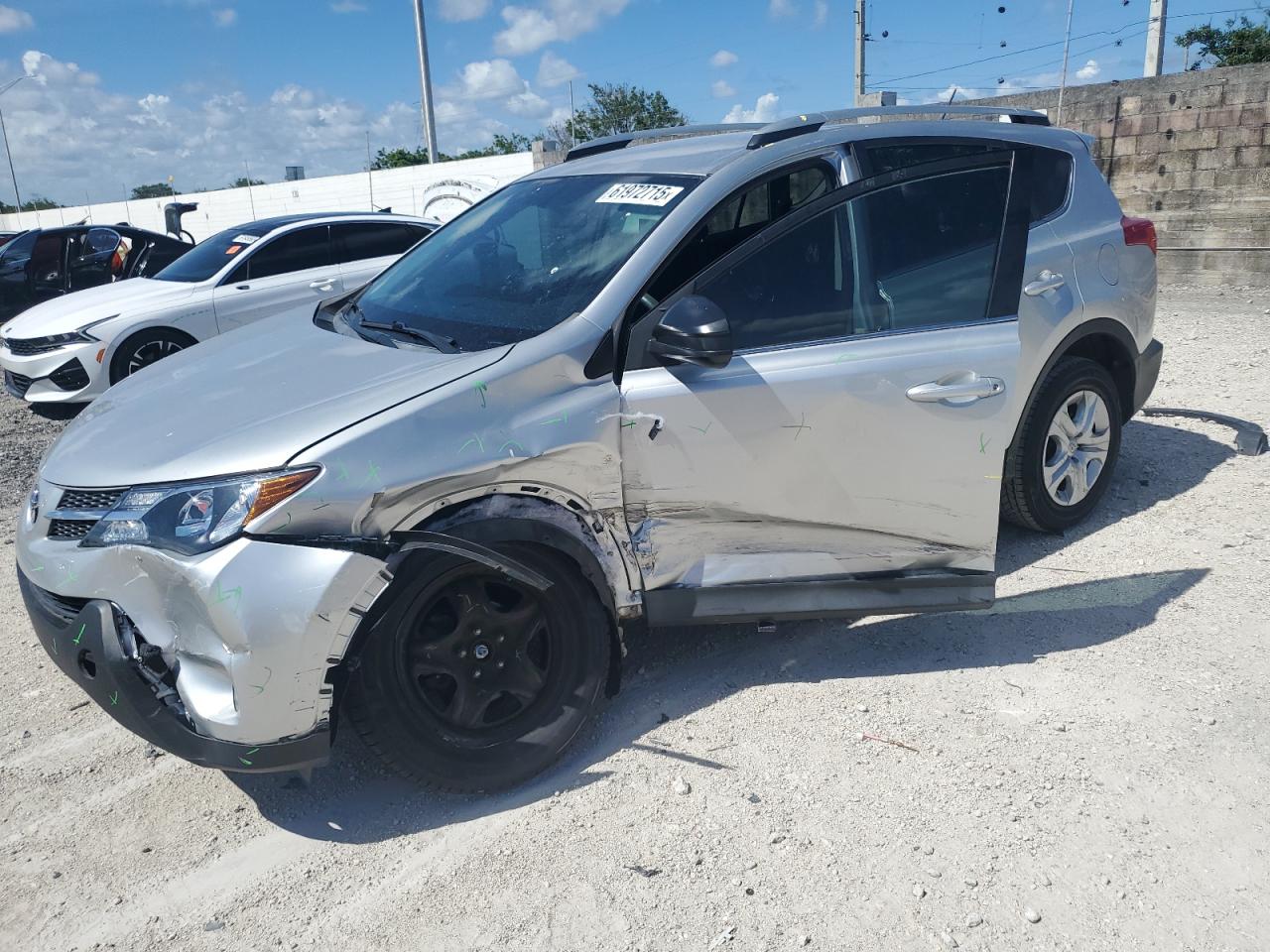 TOYOTA RAV4 LE 2014