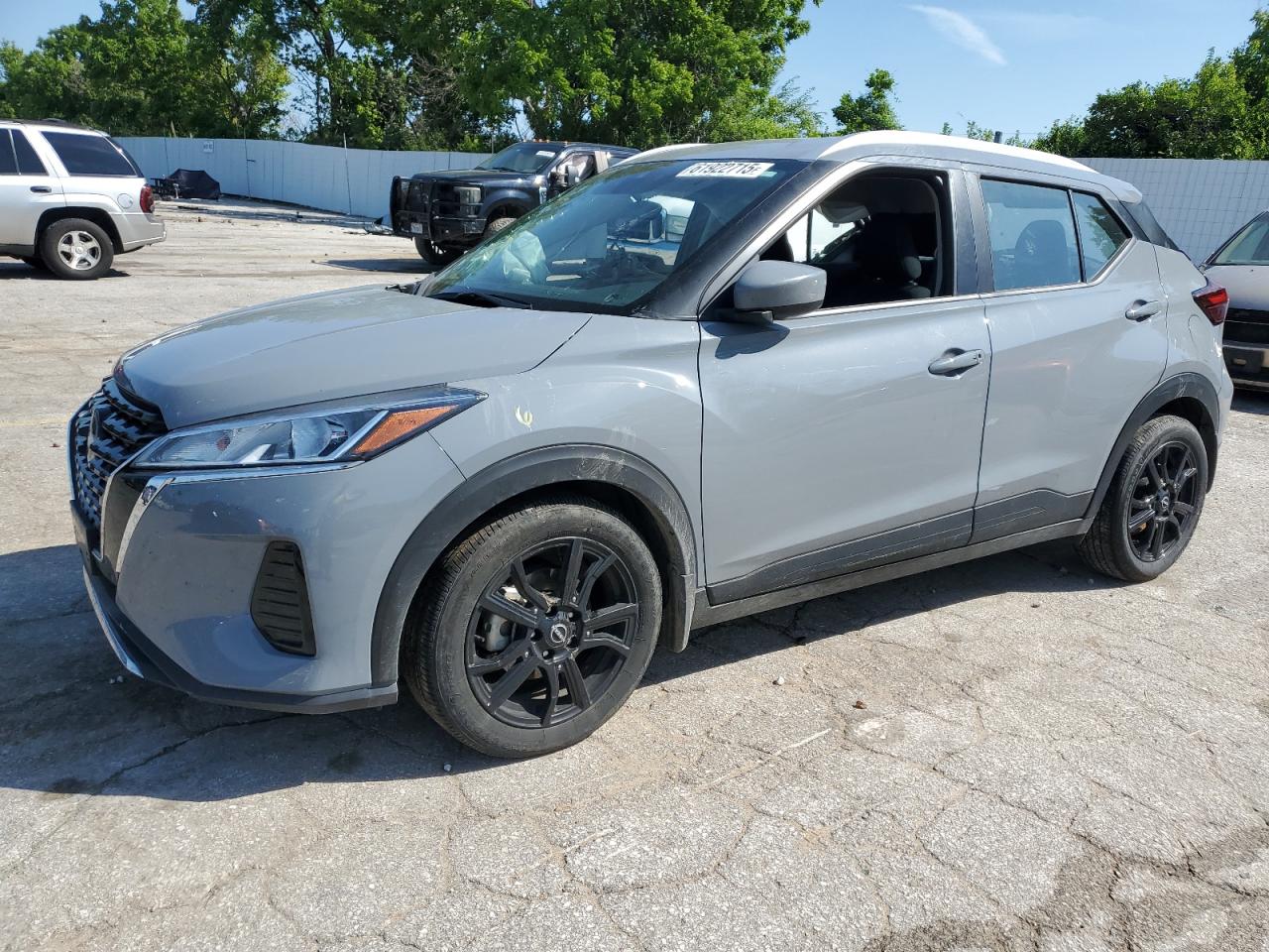 NISSAN KICKS SV 2024