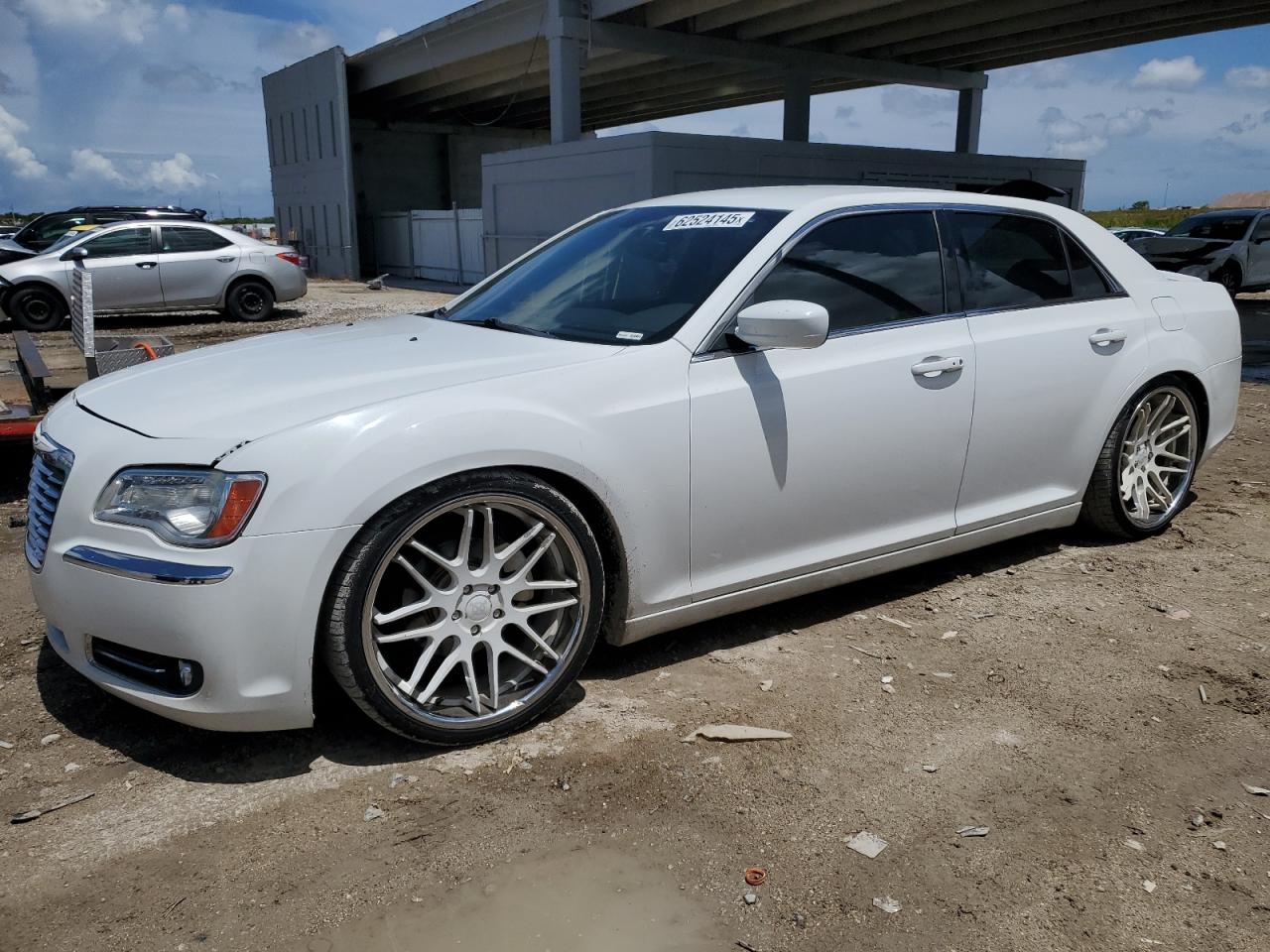 CHRYSLER 300 2013