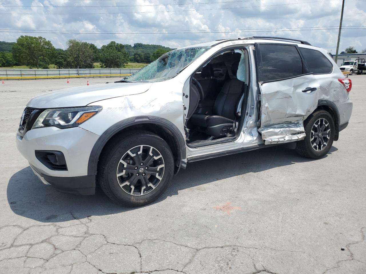NISSAN PATHFINDER S 2019