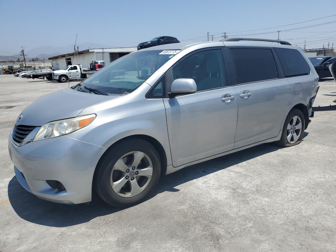 TOYOTA SIENNA 2012