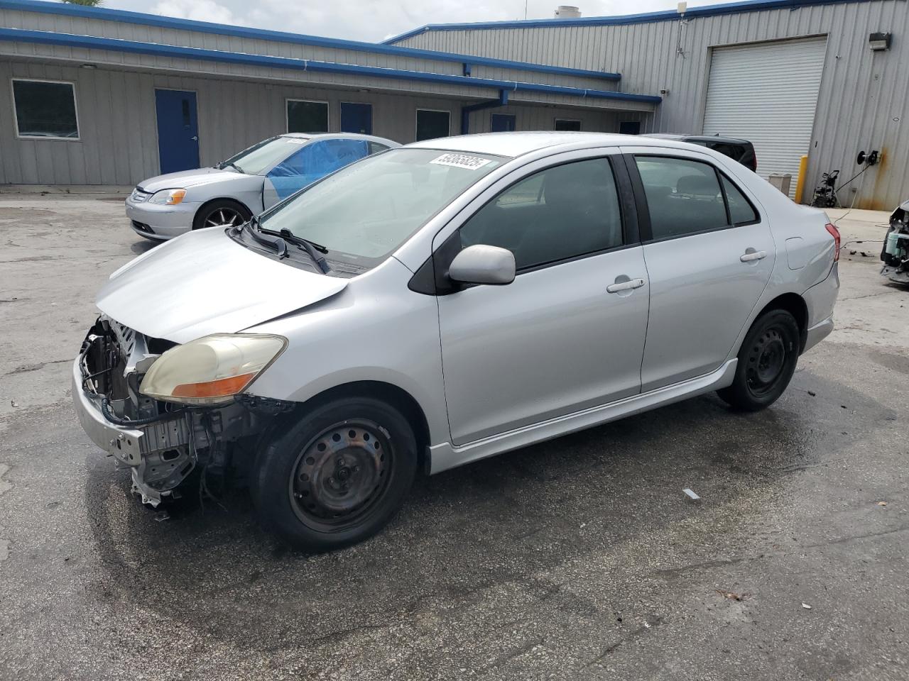 TOYOTA YARIS 2008