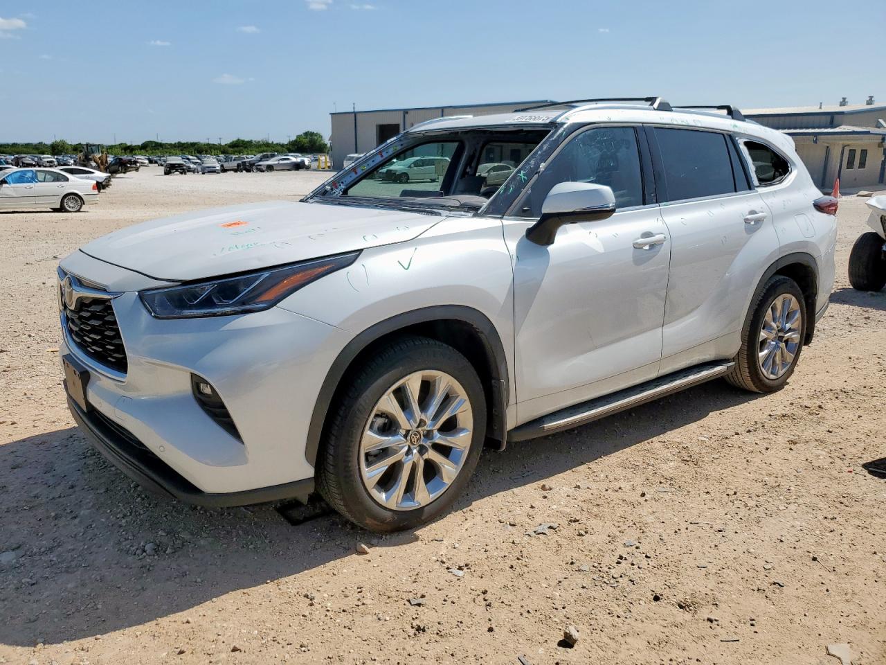 TOYOTA HIGHLANDER 2024