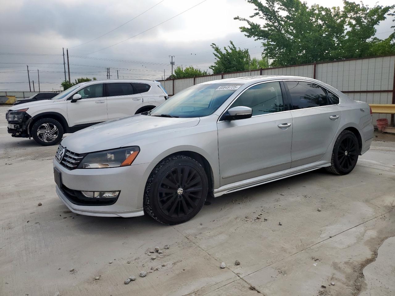 VOLKSWAGEN PASSAT SEL 2015
