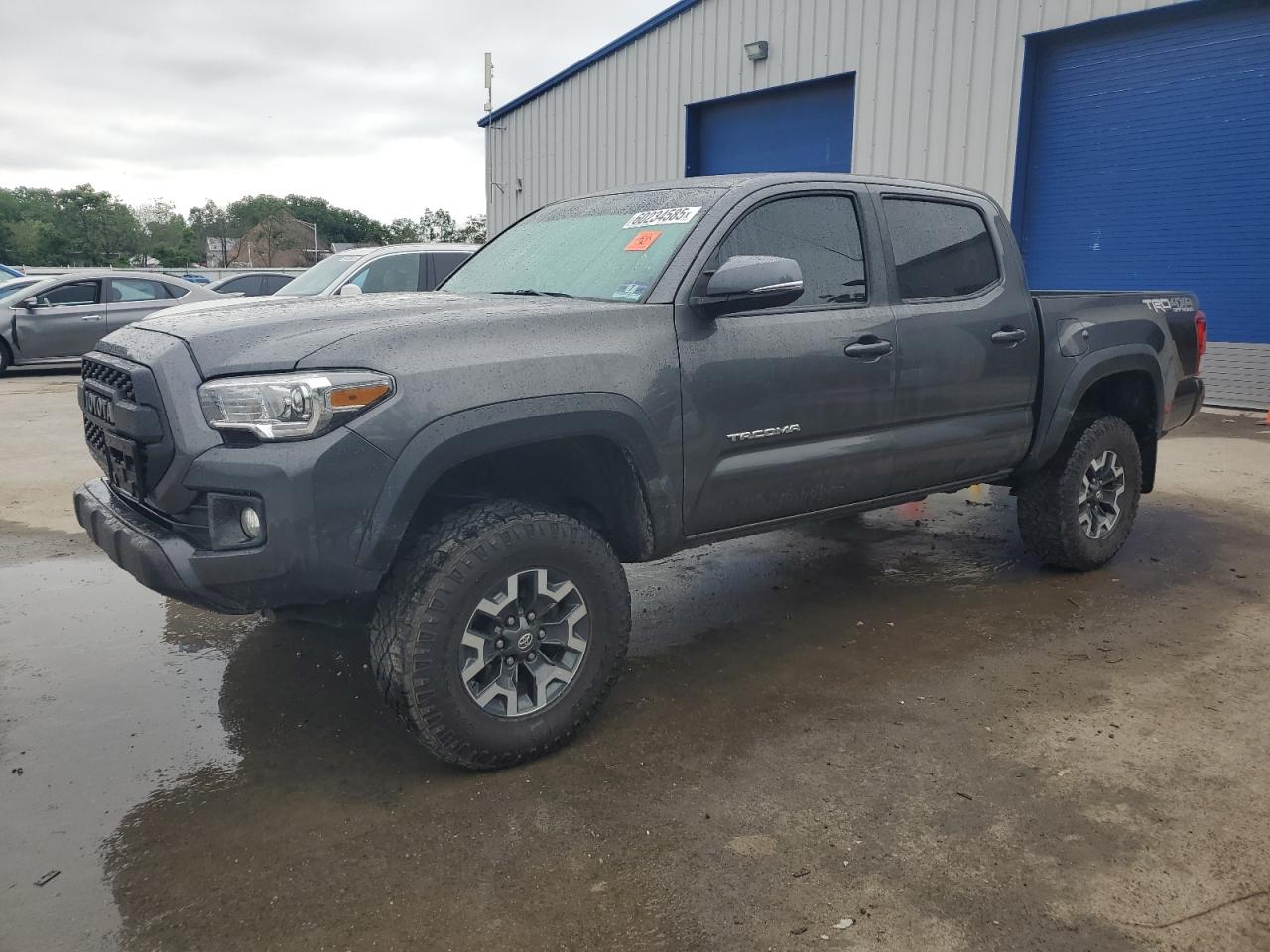 TOYOTA TACOMA DOU 2017