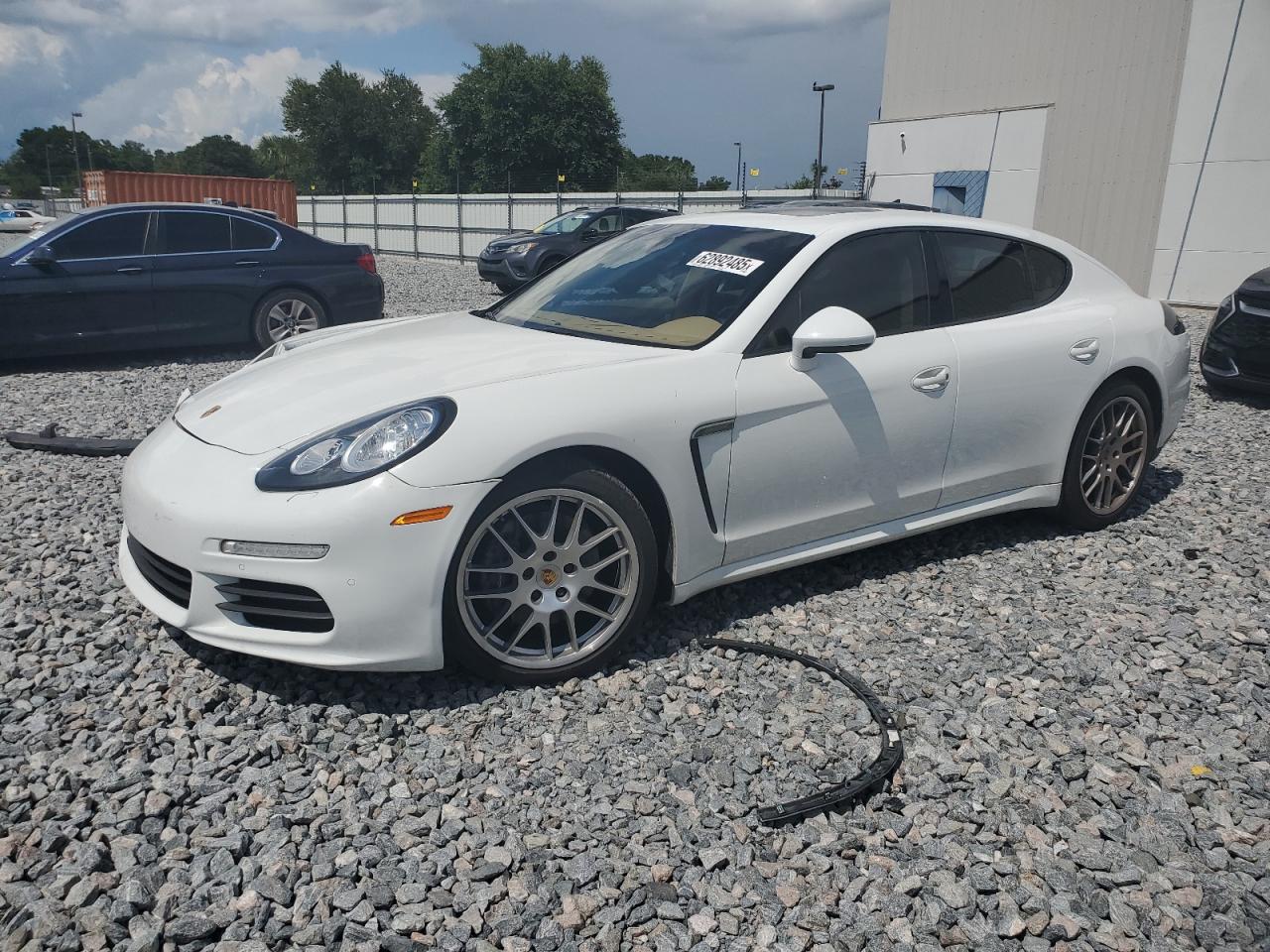 PORSCHE PANAMERA 2 2015