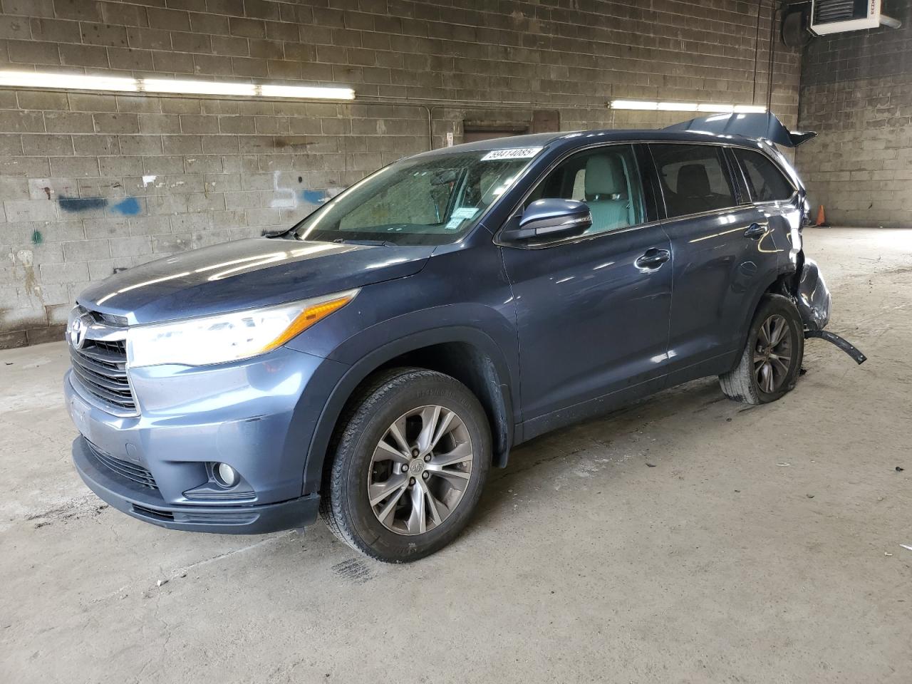 TOYOTA HIGHLANDER 2015