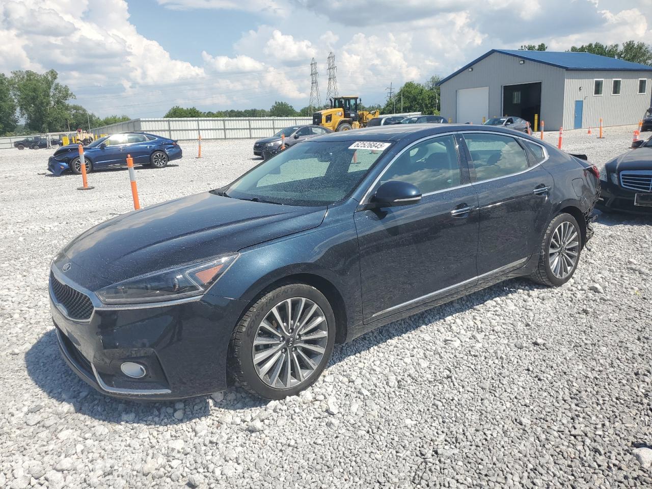 KIA CADENZA LU 2018