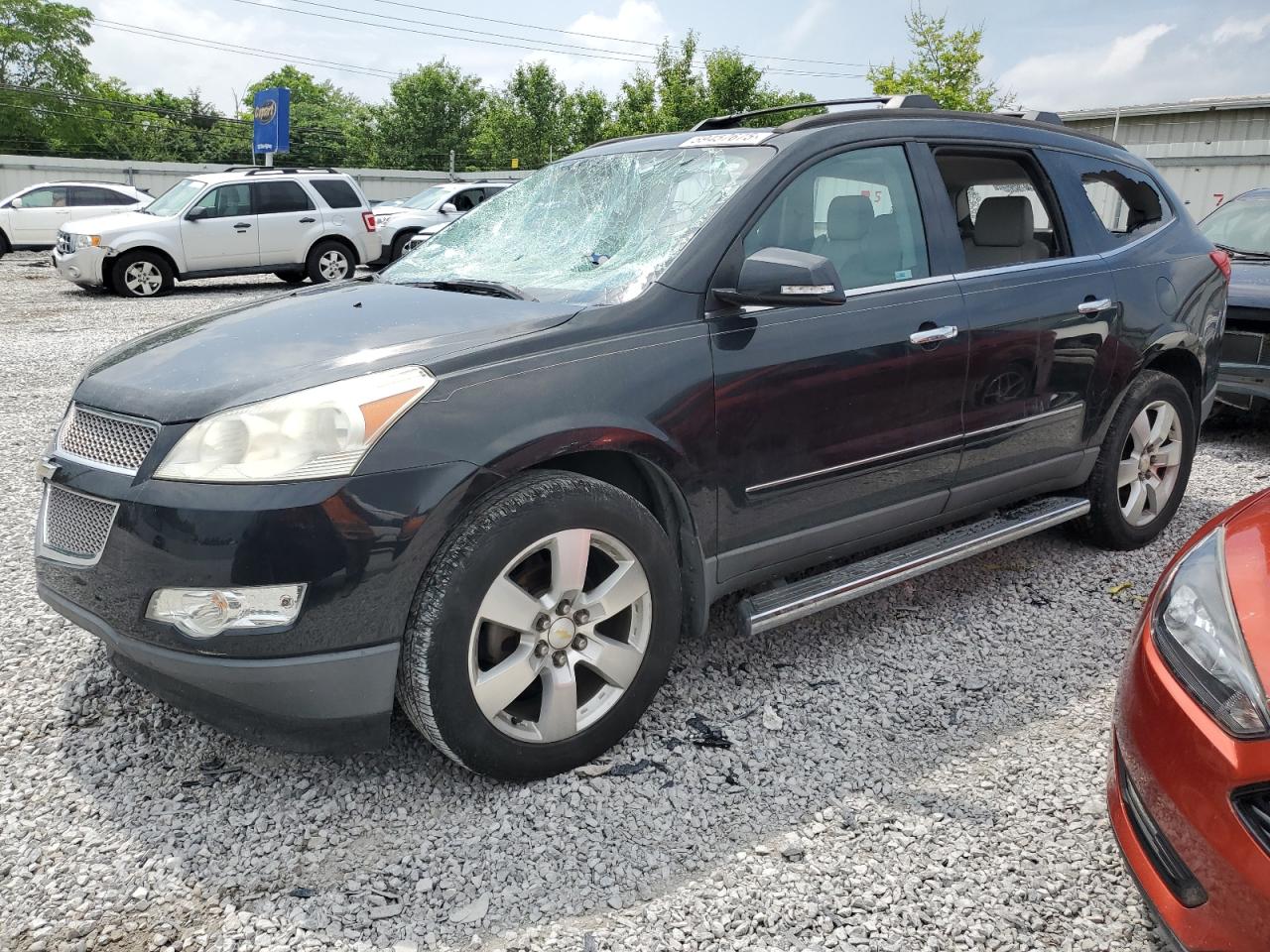 CHEVROLET TRAVERSE L 2011