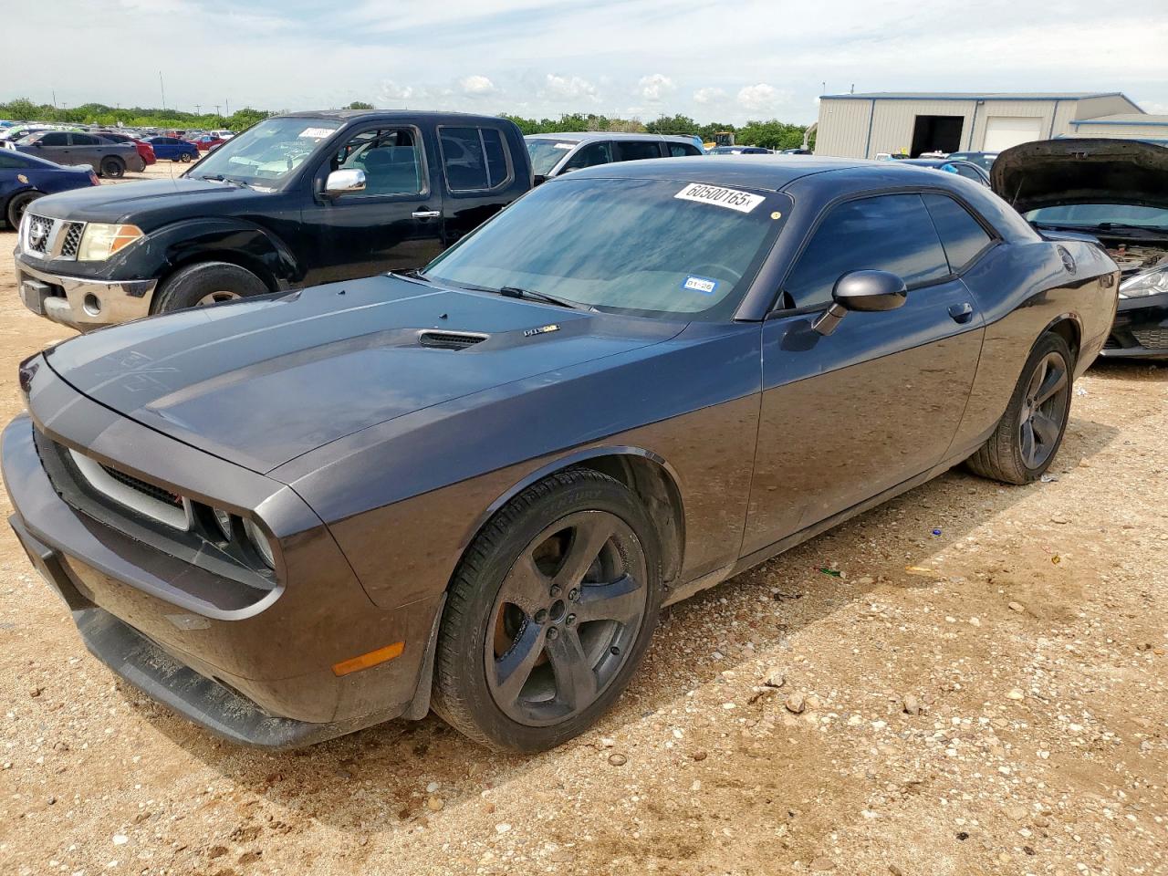 DODGE CHALLENGER 2013