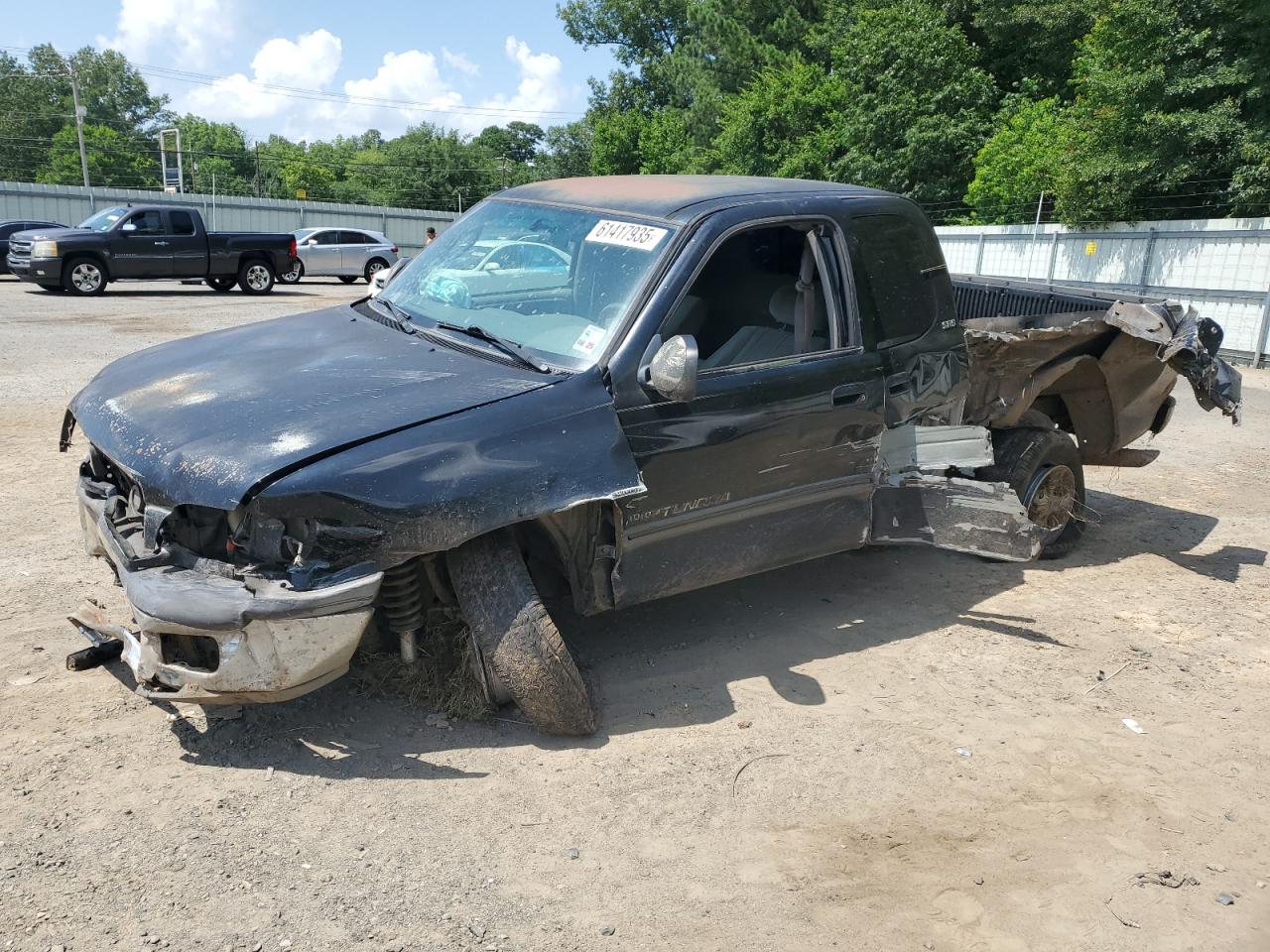 TOYOTA TUNDRA ACC 2001