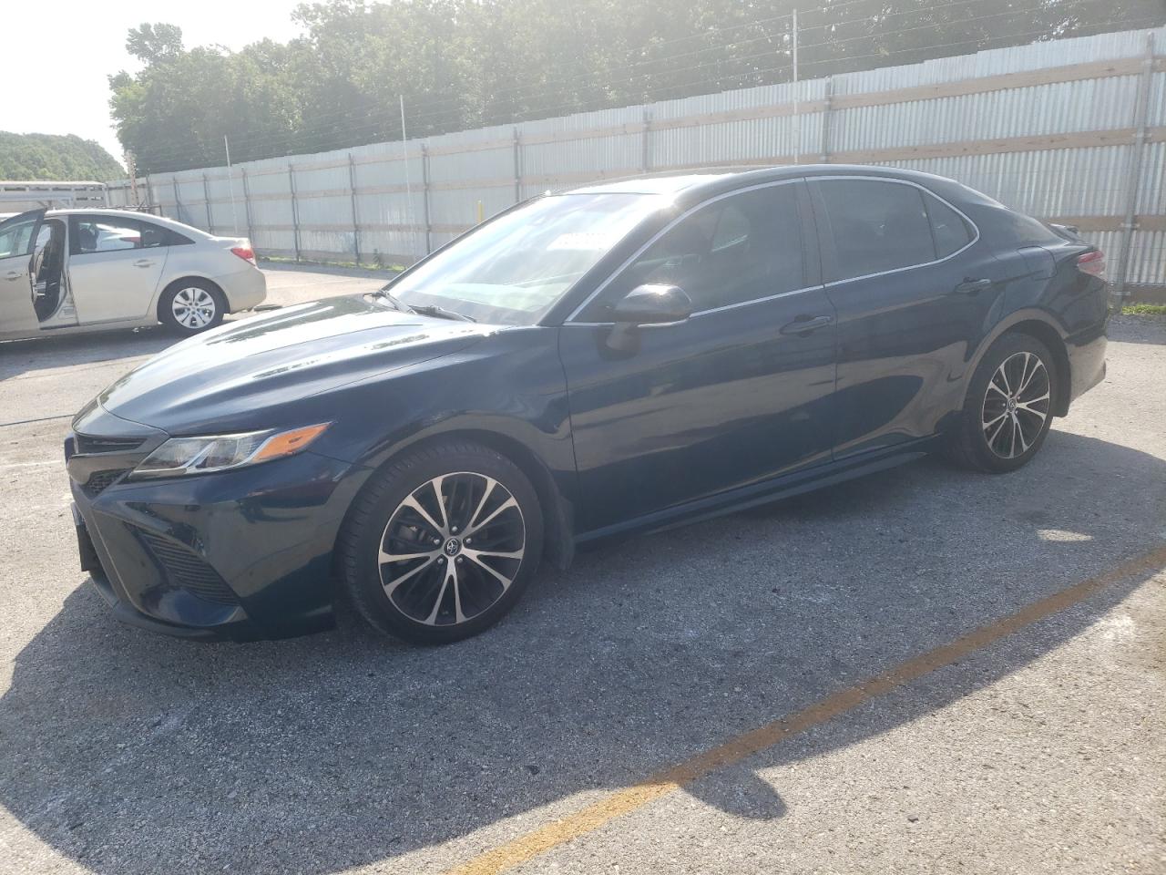 TOYOTA CAMRY L 2019