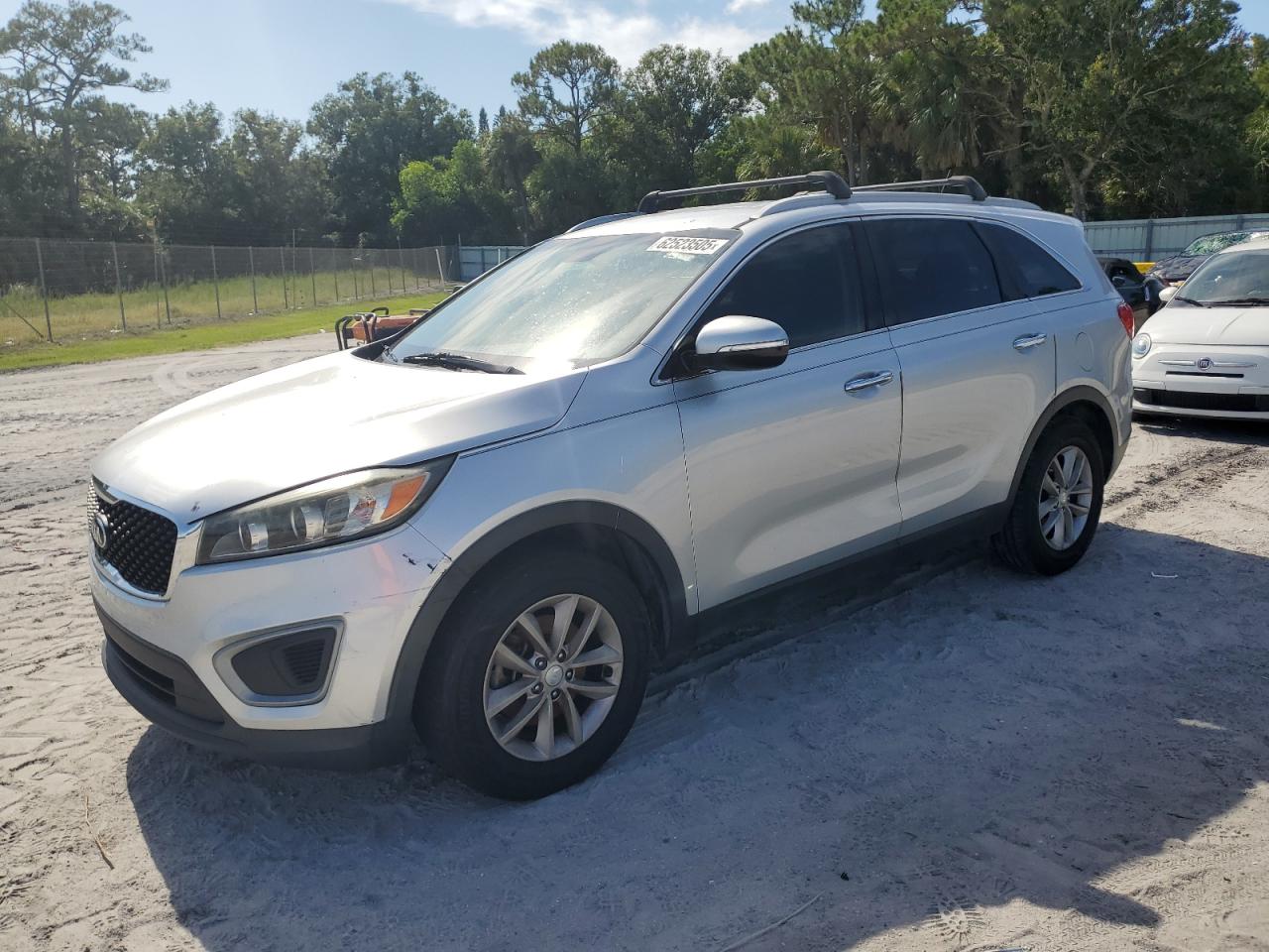 KIA SORENTO LX 2017