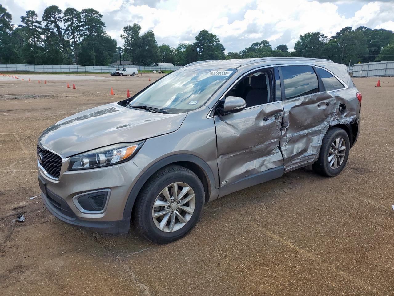 KIA SORENTO LX 2016