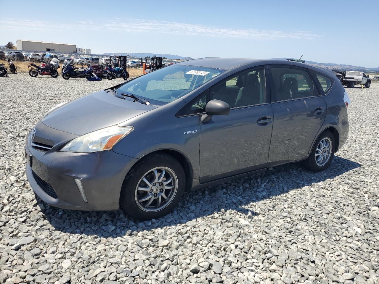 TOYOTA PRIUS V 2014