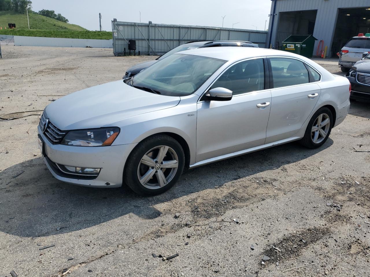 VOLKSWAGEN PASSAT S 2015