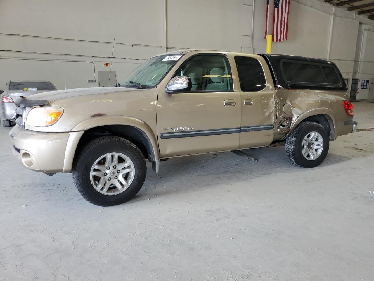 TOYOTA TUNDRA ACC 2005