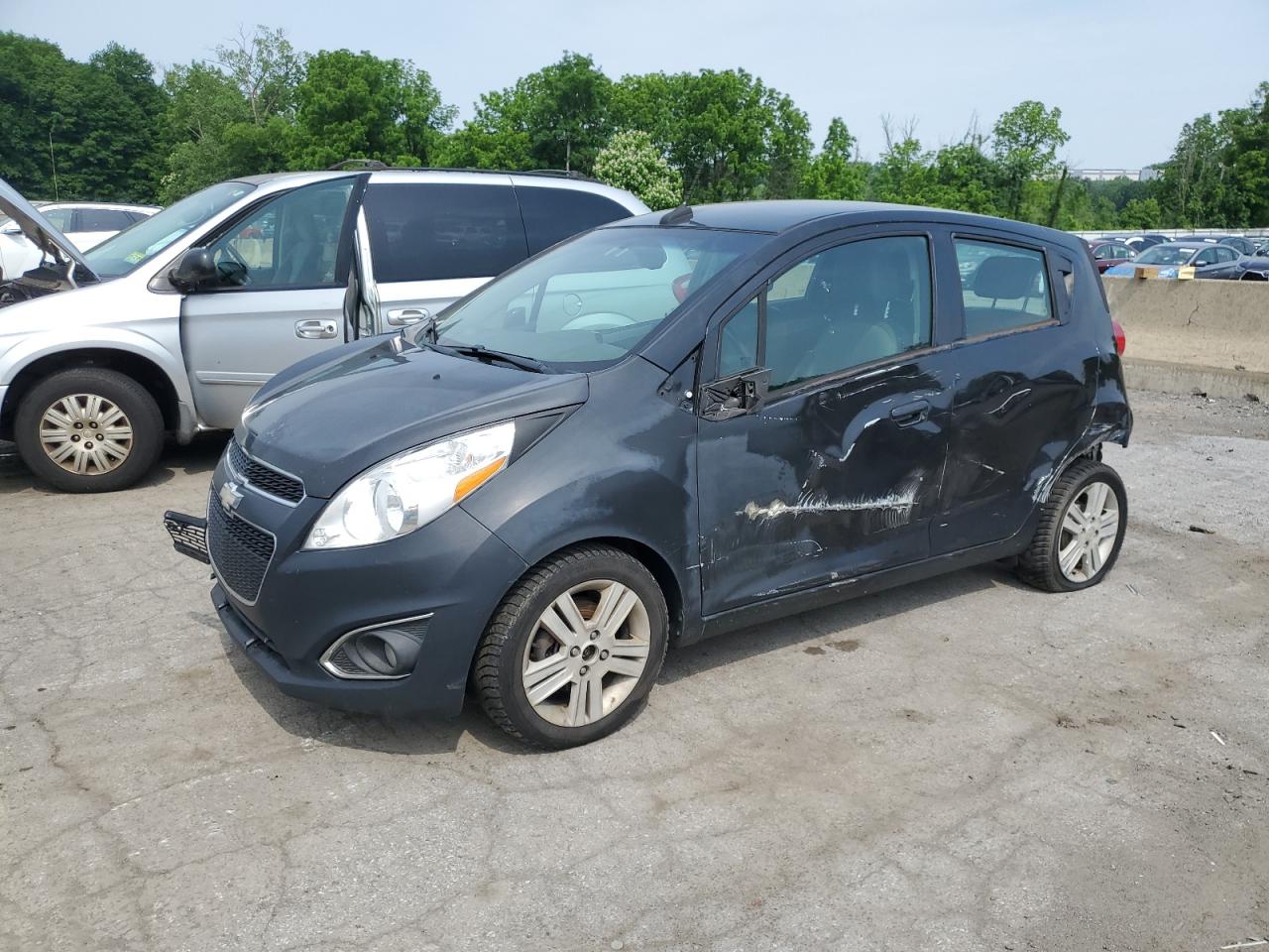 CHEVROLET SPARK 1LT 2013