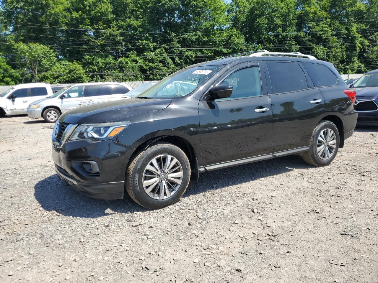 NISSAN PATHFINDER 2017