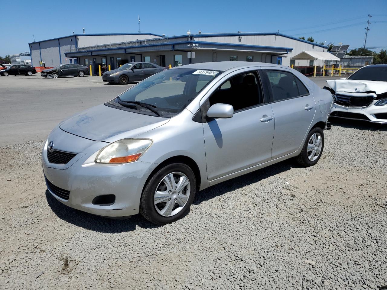 TOYOTA YARIS 2011
