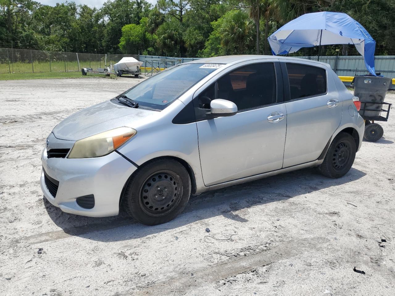 TOYOTA YARIS 2013