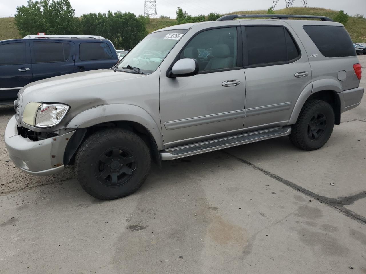 TOYOTA SEQUOIA SR 2004