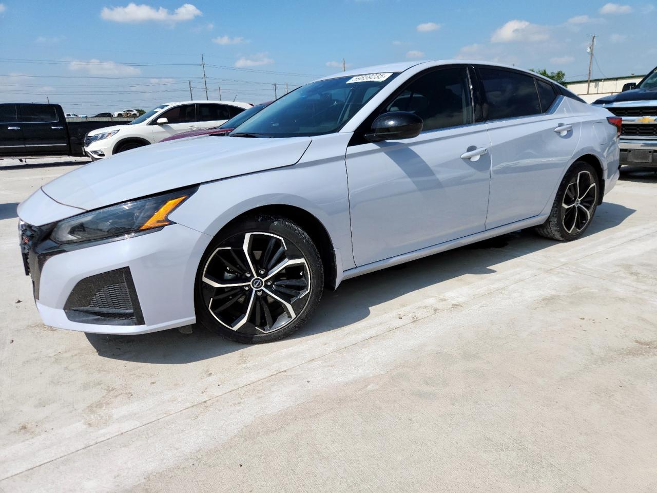 NISSAN ALTIMA SR 2023