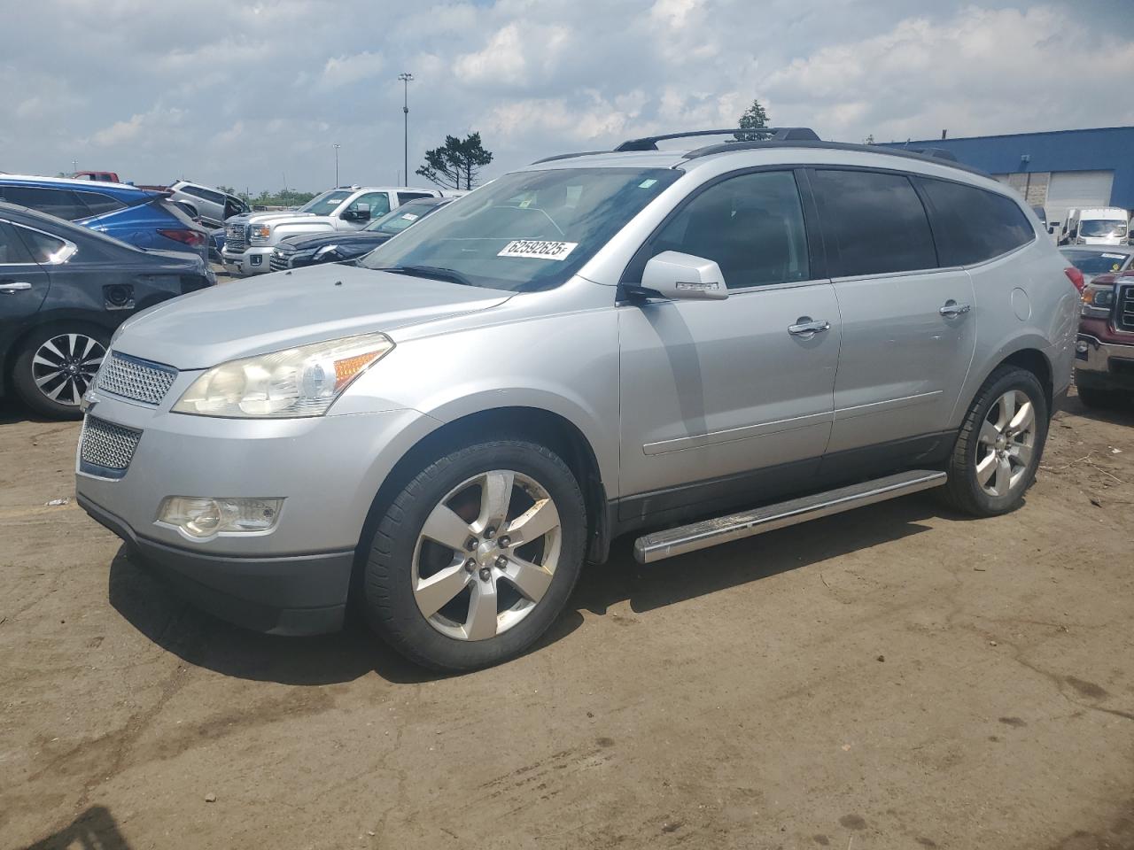 CHEVROLET TRAVERSE L 2011