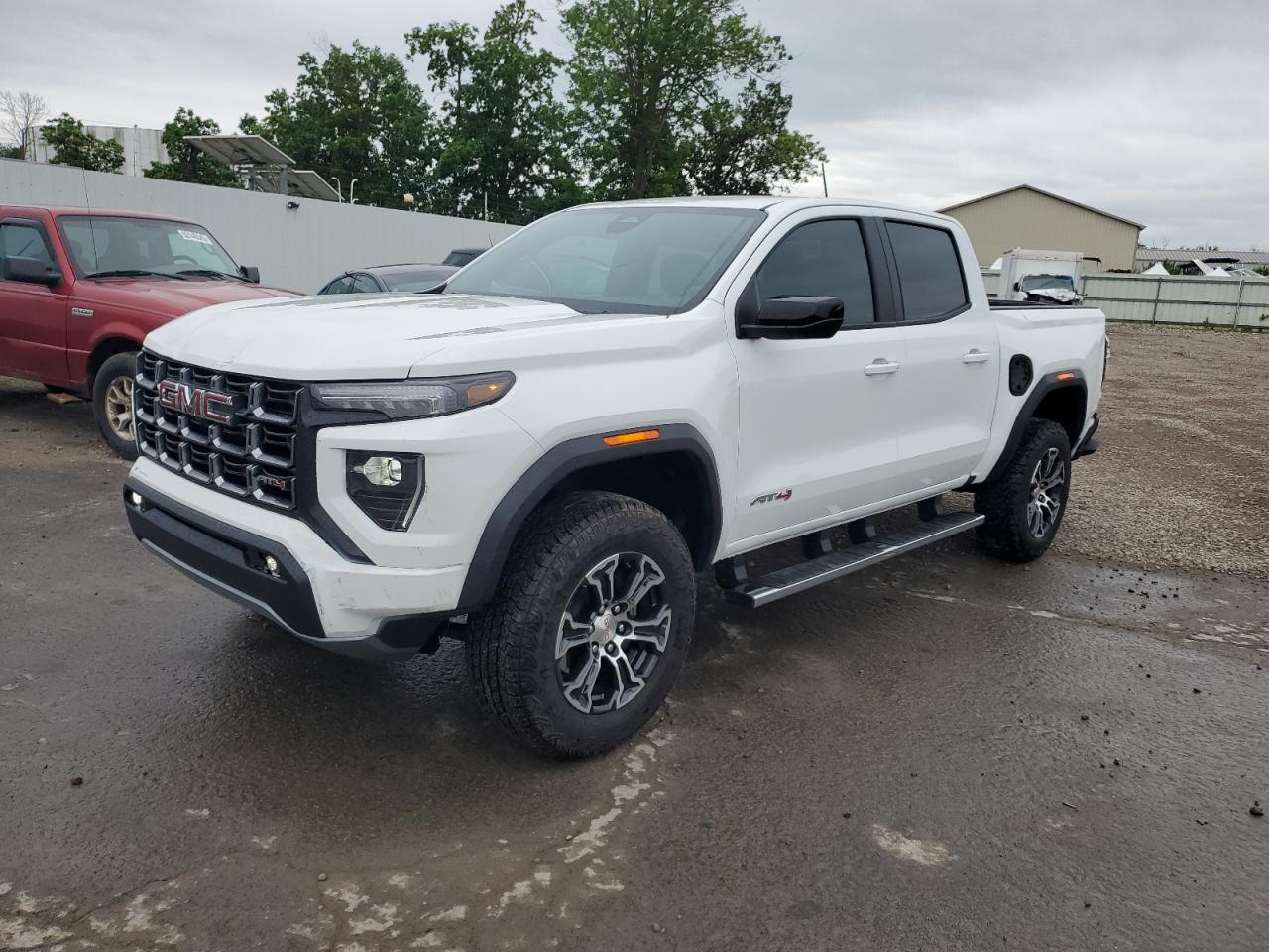 GMC CANYON AT4 2024